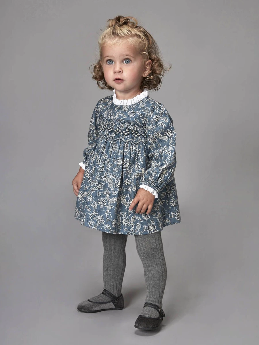 Vestido De Flores Con Smock Gris Azulado