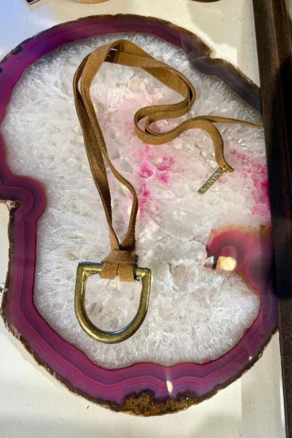 Estribo Tiento Necklace Camel Dorado