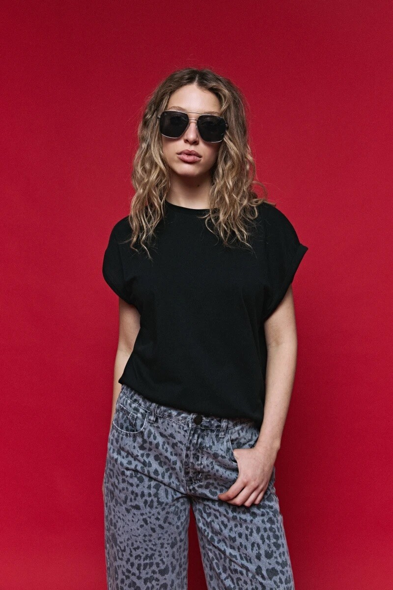 T-SHIRT D.CASSIN AIRA - NEGRO 