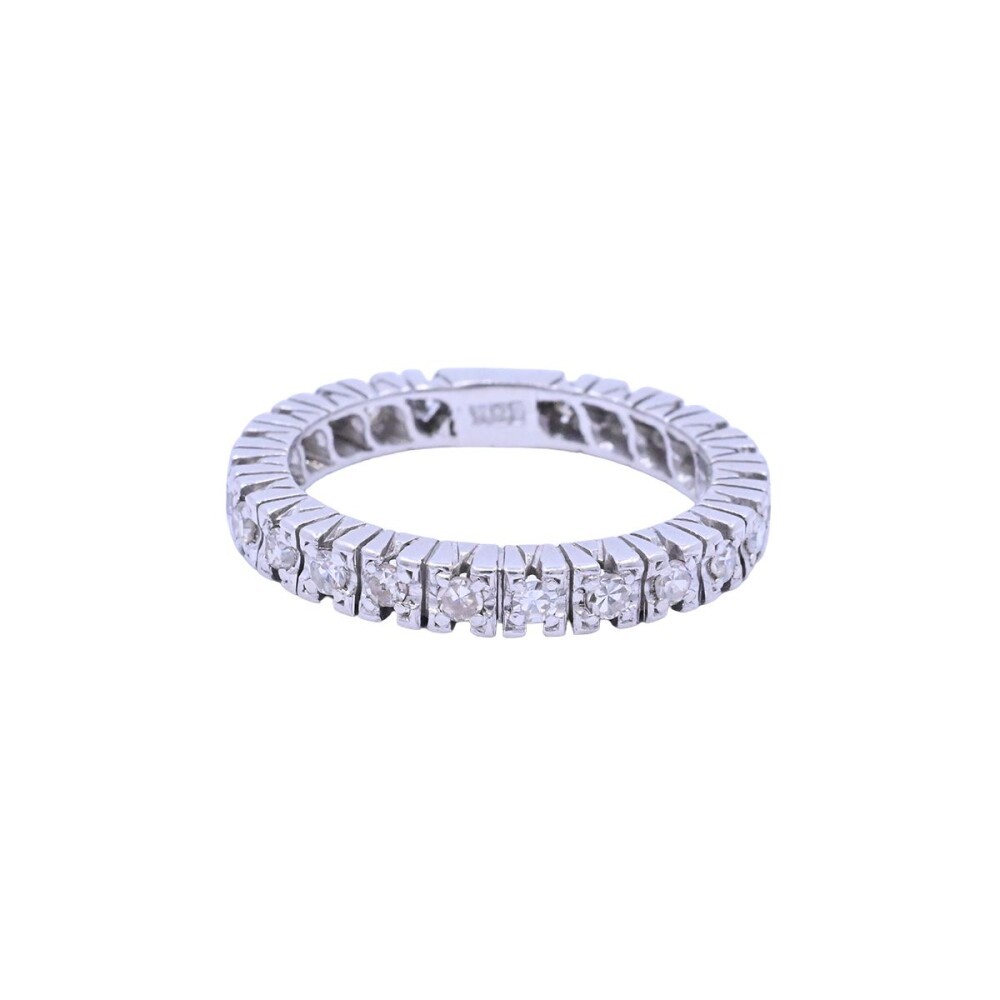 Anillo sin fin oro 18k blanco con brillantes engarce 4 puntas. Anillo sin fin oro 18k blanco con brillantes engarce 4 puntas.