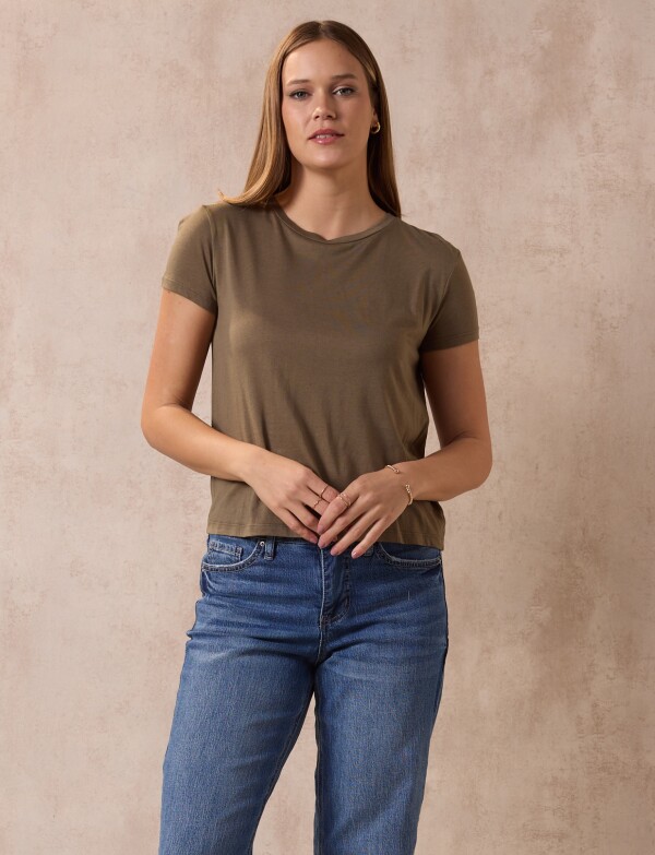 Remera Basica OLIVA
