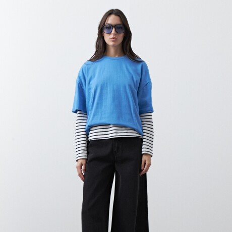 REMERA ERICA Azul Regata