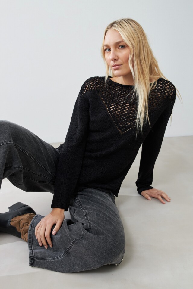 Sweater cinta calado negro