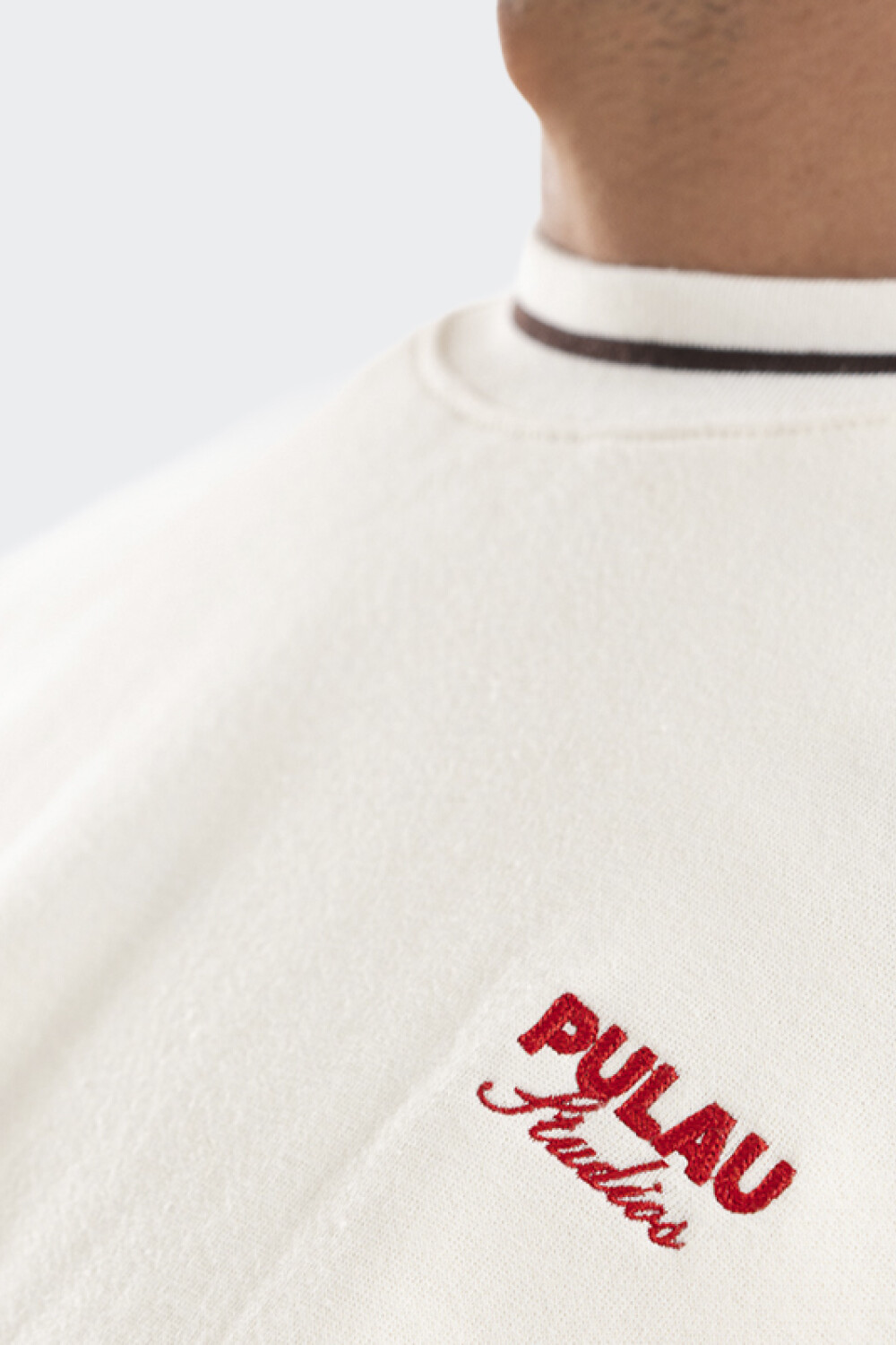 Buzo Pulau Human Blanco