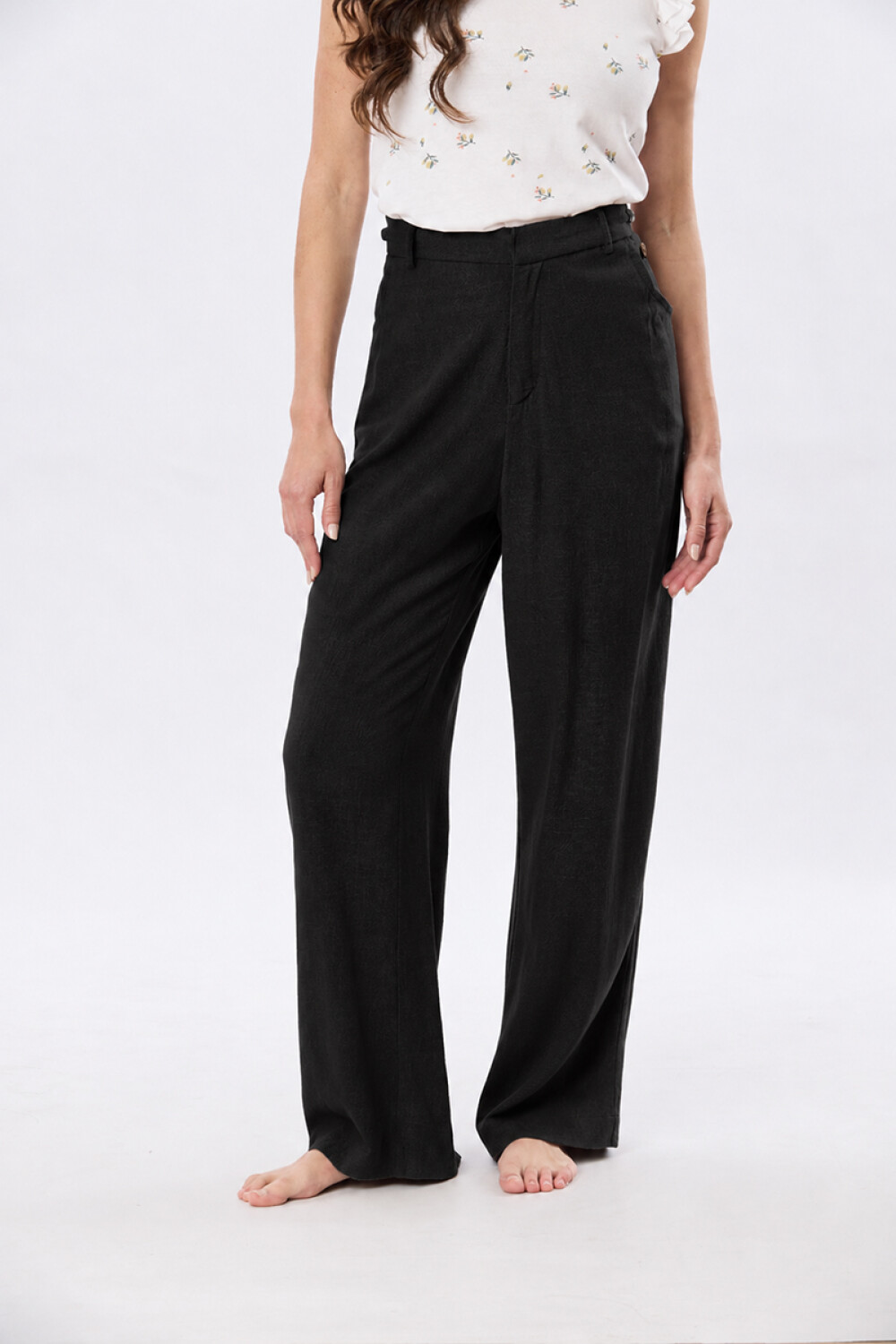 PANTALÓN DE LINO Negro