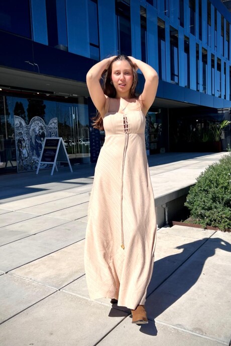 Vestido Eduarda Beige