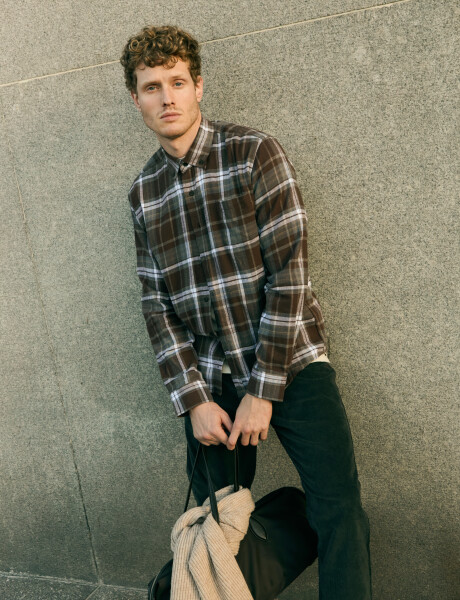 012442 CAMISA HARRINGTON LABEL Tostado