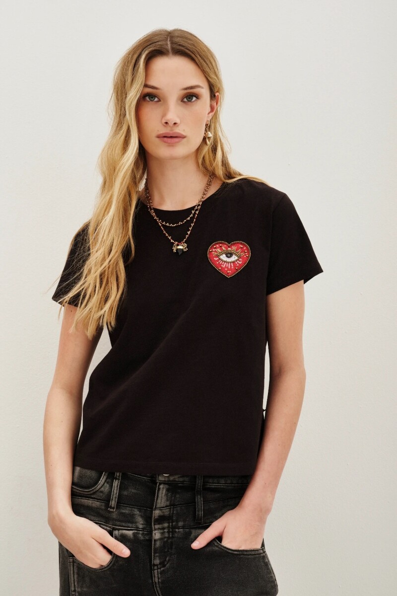 Remera Eyes Lovers Negro