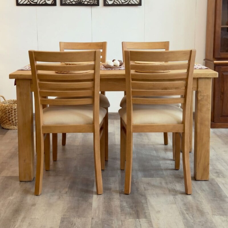 Juego de Comedor Rústico con 4 sillas Metro chicas Juego de Comedor Rústico con 4 sillas Metro chicas