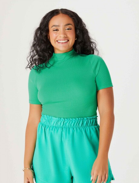 BLUSA BÁSICA CUELLO ALTO VERDE