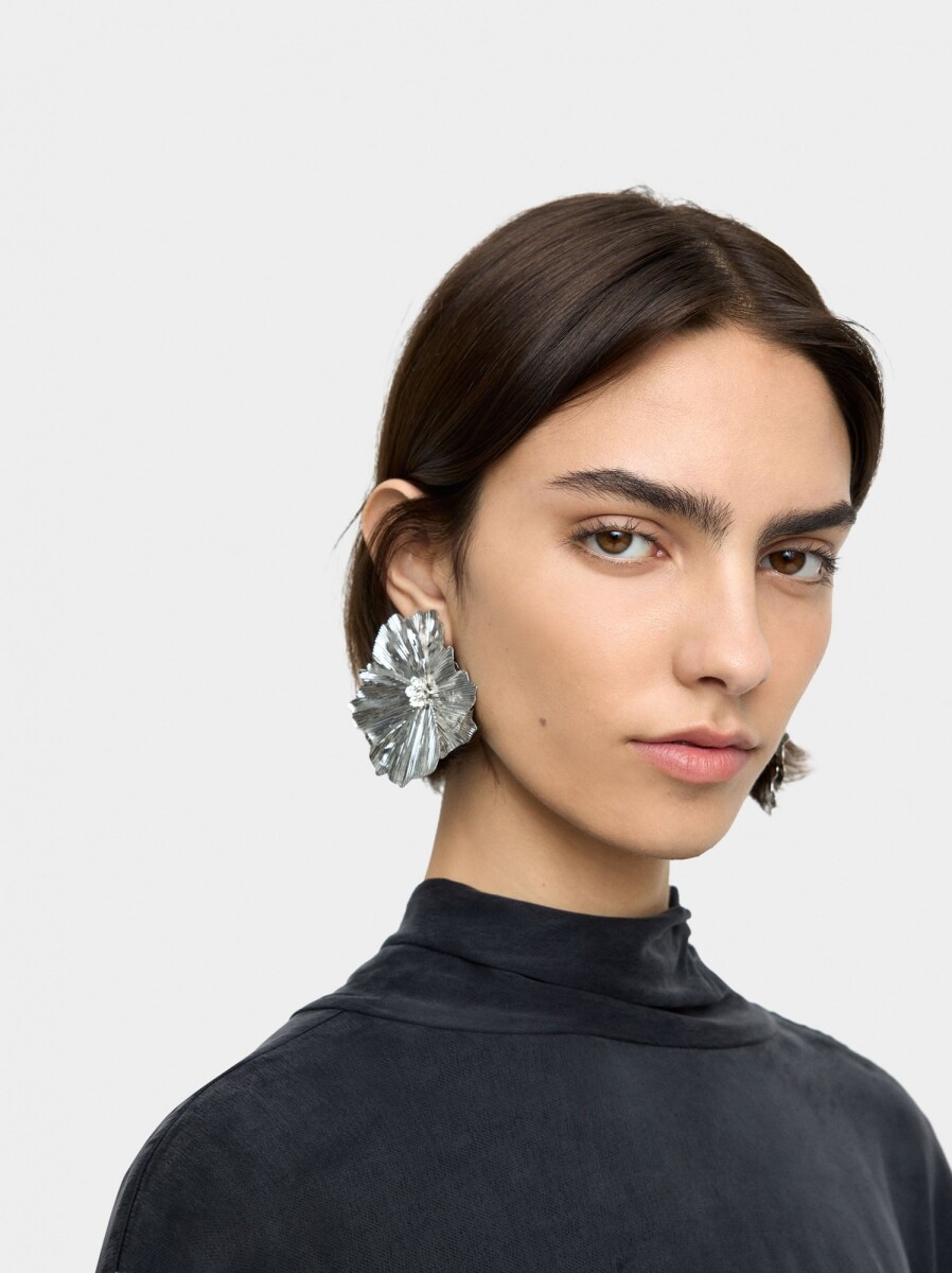 Pendientes Maxi De Flor Doble Esmaltados - plateado 