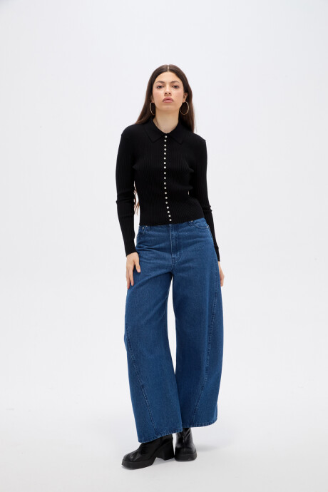 Remera Corum Negro