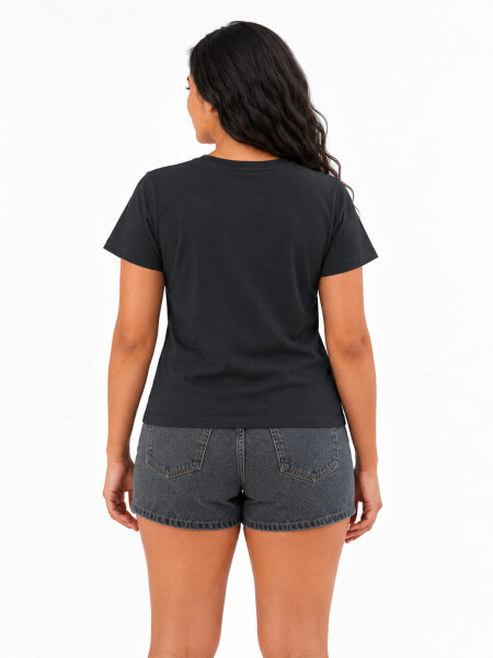 REMERA NALE NEGRO.