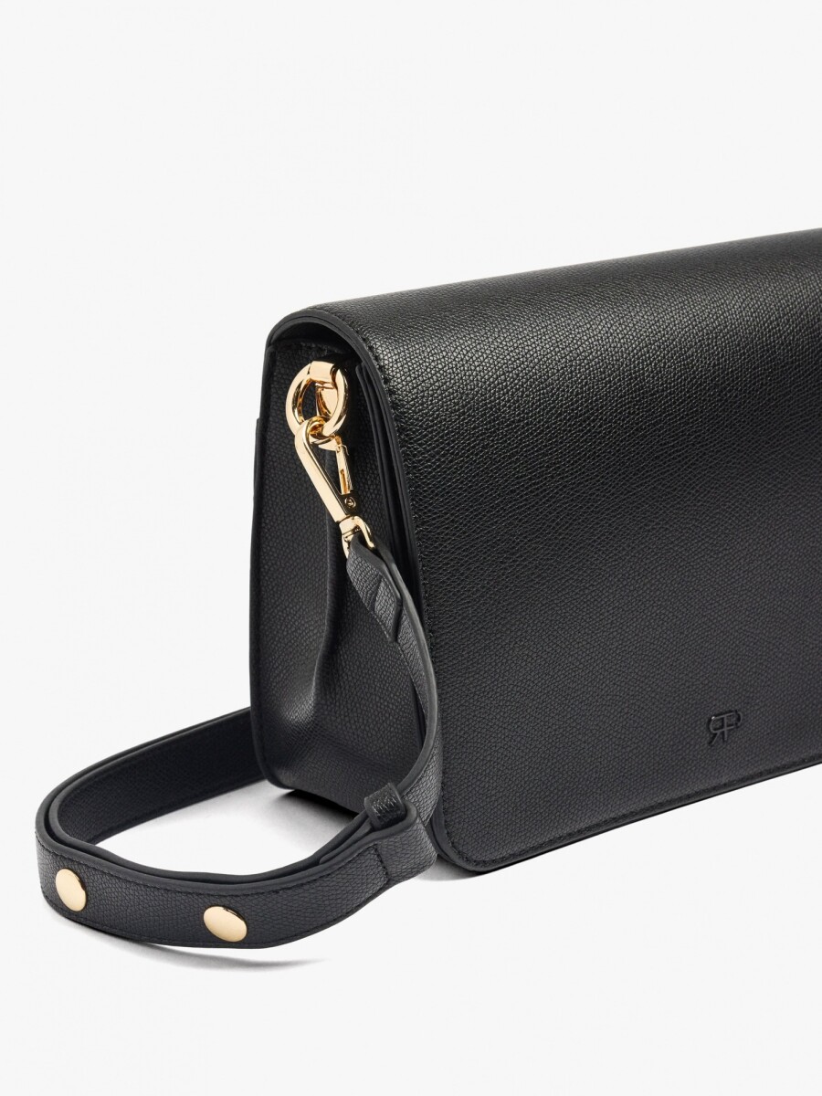 Bolso Bandolera Con Textura Y Solapa negro