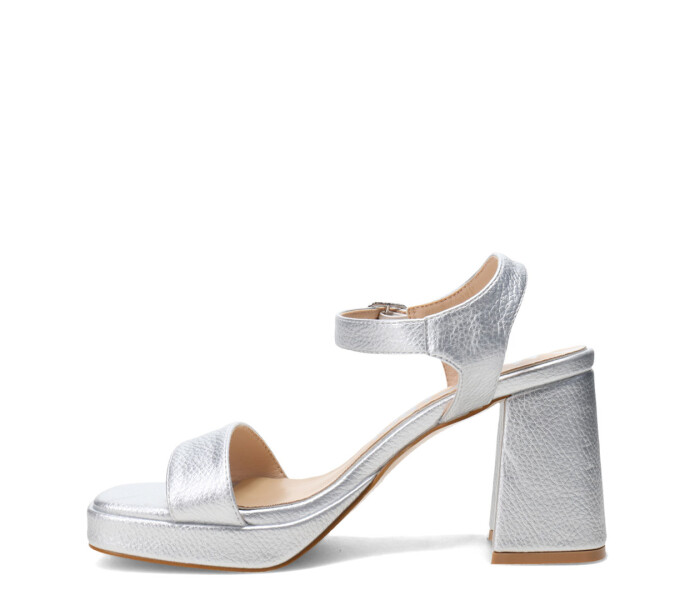 Sandalias de Mujer Miss Carol Aurena Plateado