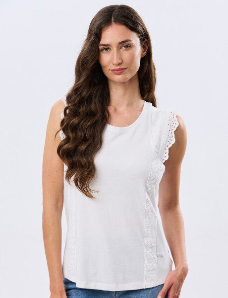 REMERA DE ALGODÓN CON BRODERIE Blanco