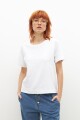 Remera escote base blanco