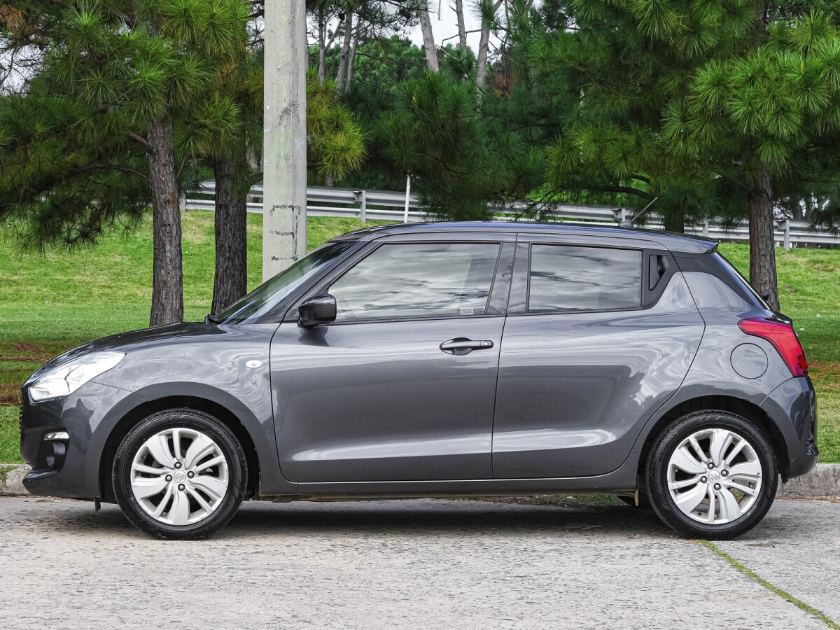 Suzuki Swift Gl 1.2 EXCELENTE ESTADO! | Permuta / Financia Suzuki Swift Gl 1.2 EXCELENTE ESTADO! | Permuta / Financia