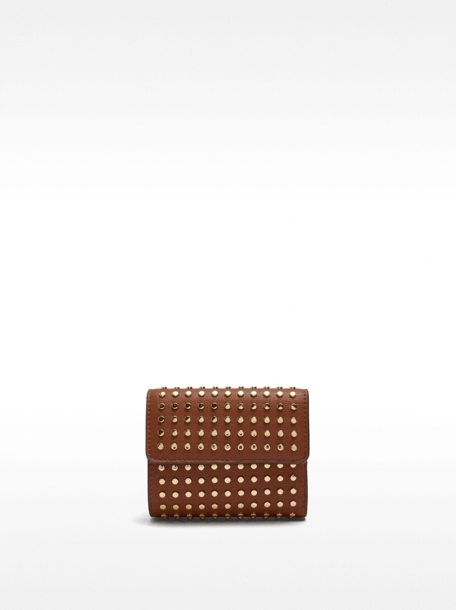Cartera Con Tachuelas - camel 