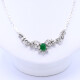 Gargantilla oro 18k con esmeralda central y brillantes. Gargantilla oro 18k con esmeralda central y brillantes.