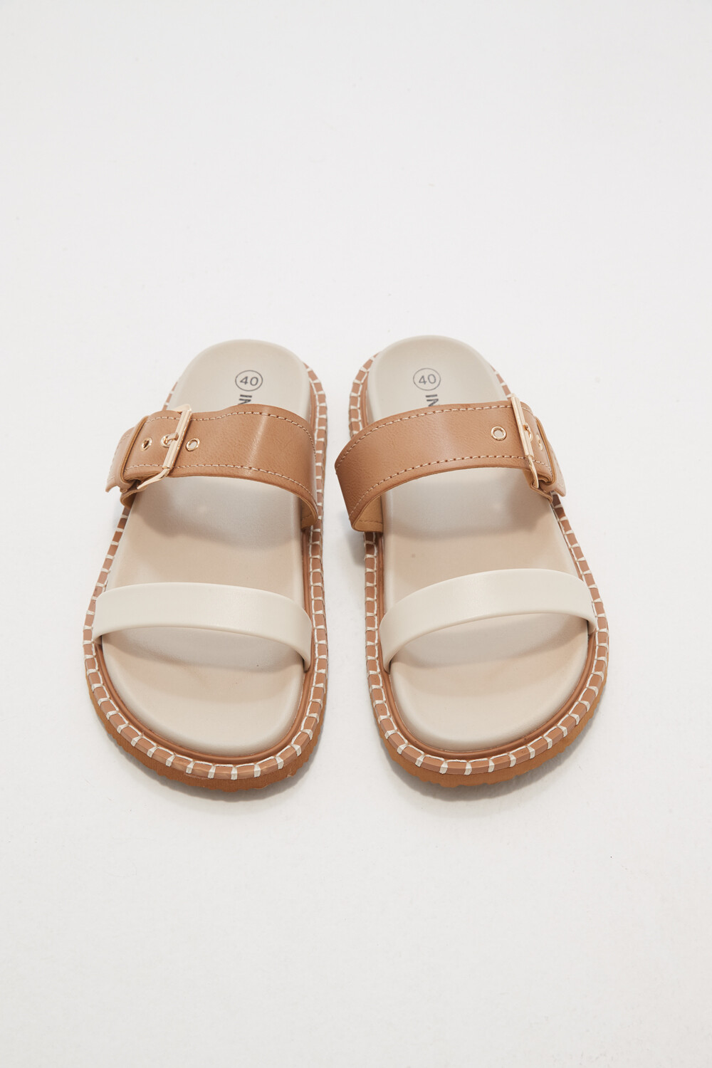 Sandalia Milett Beige