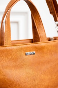 Cartera Marron
