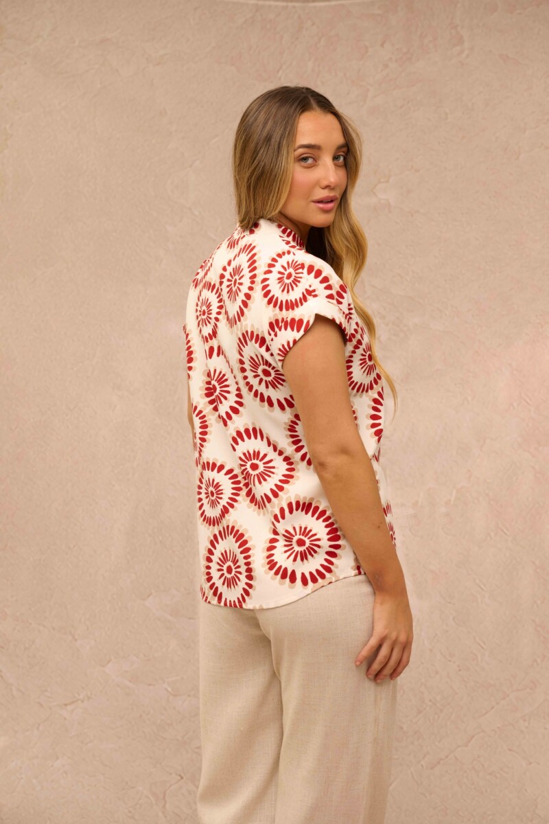 BLUSA MAGDA - ESTAMPADO ROJO Y BEIGE BLUSA MAGDA - ESTAMPADO ROJO Y BEIGE
