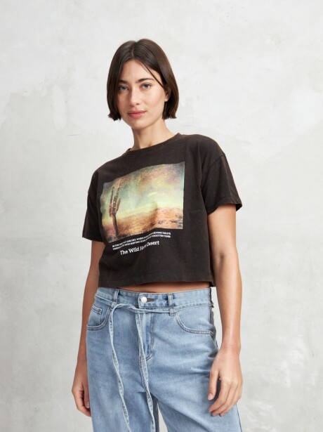 REMERA HINOJO NEGRO