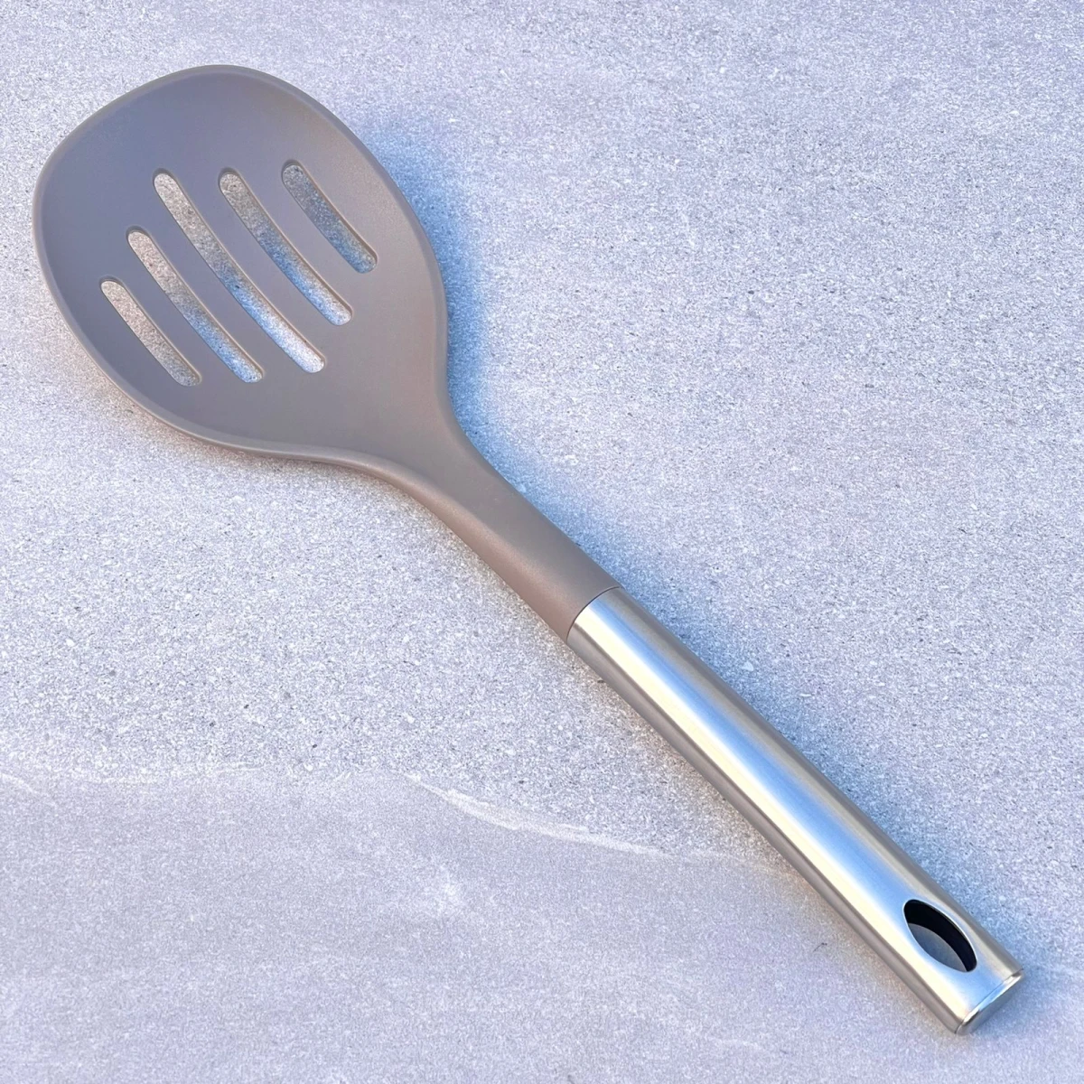 Espumadera Masa Gris Homezaza 35cm 