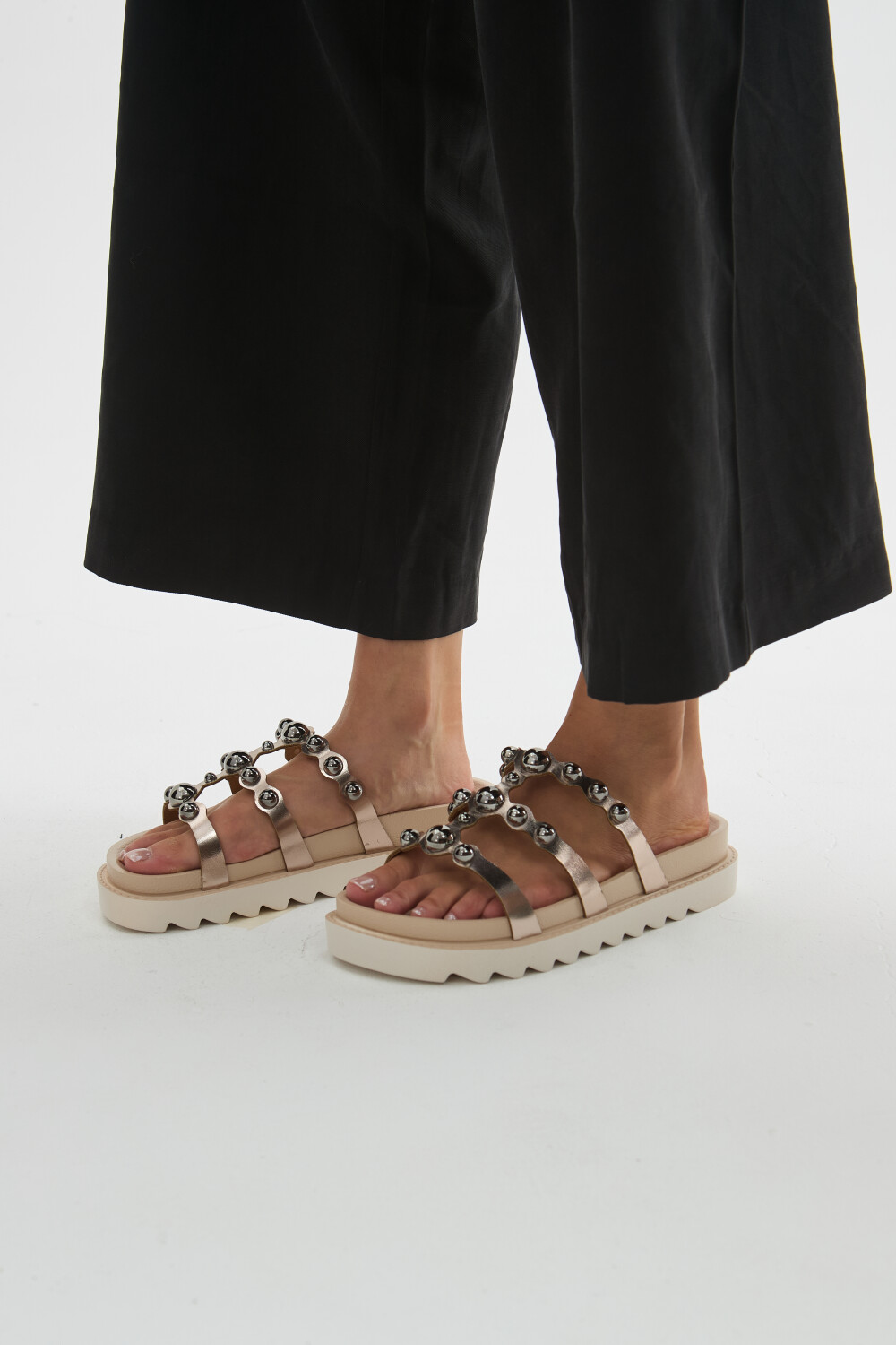 Sandalia Sabi Beige Claro