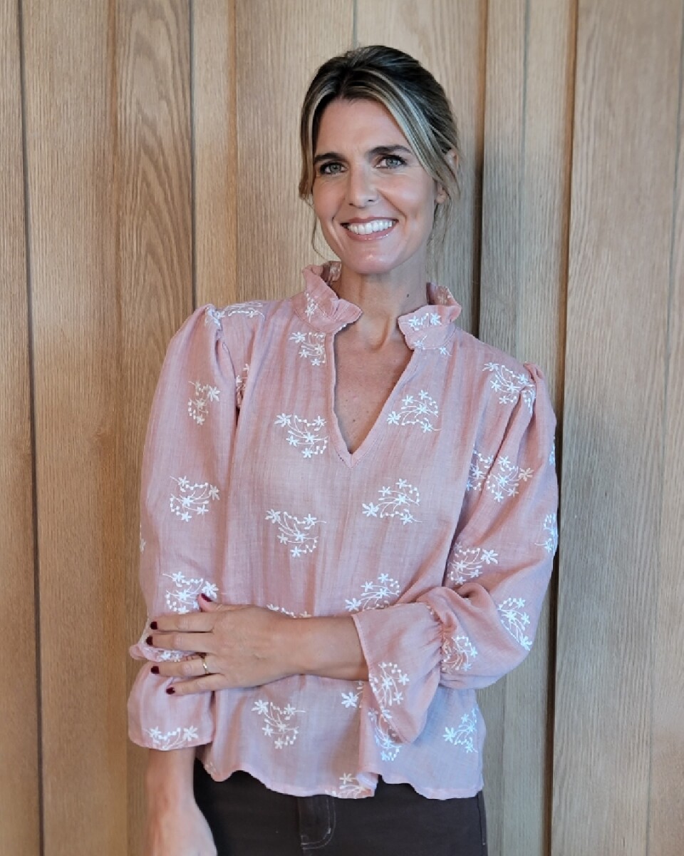 Blusa Copenhague - Broderie Rosa 