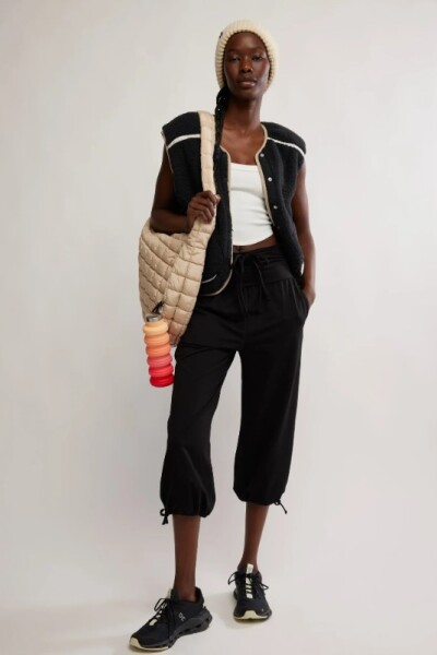 CHALECO MOUNTAIN Negro