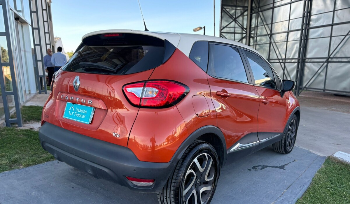 Renault Captur MT Expression - 2016 Renault Captur MT Expression - 2016
