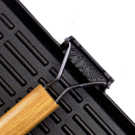 Plancha Grill en Hierro c/ Mango Rebatible en Madera 21x35Cm Negro