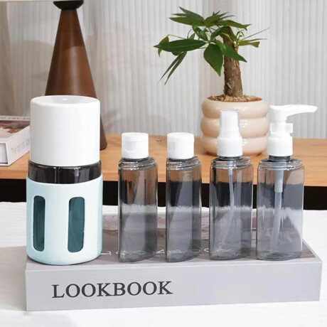 Set de 4 frasquitos con estuche rÃ­gido para viaje Celeste