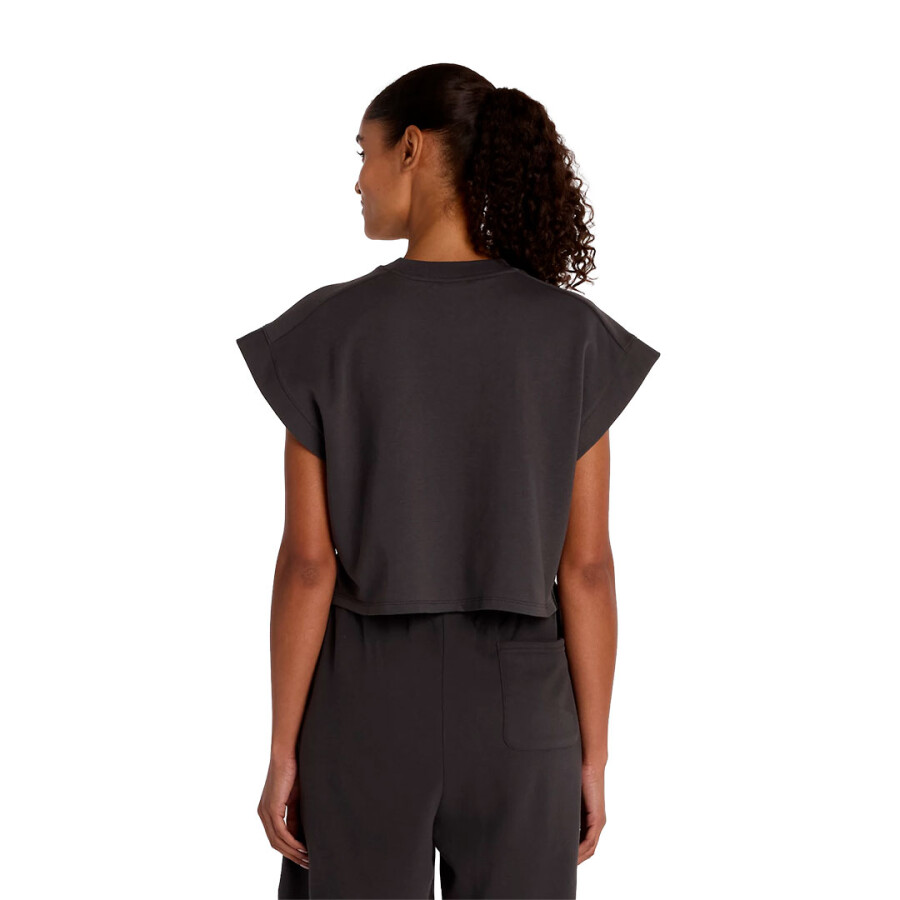 Remera de Mujer New Balance French Terry Shirt Negro