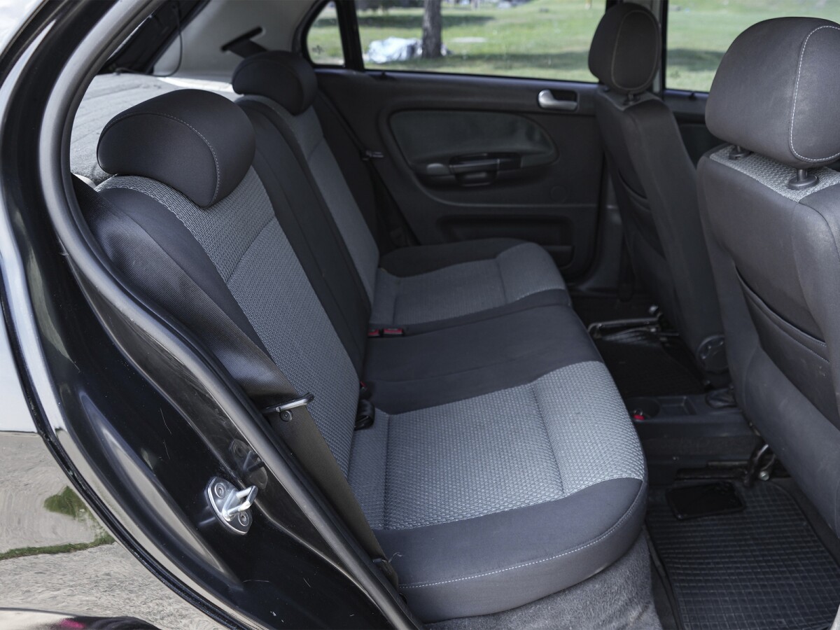 Volkswagen Gol Trendline 1.6 Extra full 2011 Volkswagen Gol Trendline 1.6 Extra full 2011