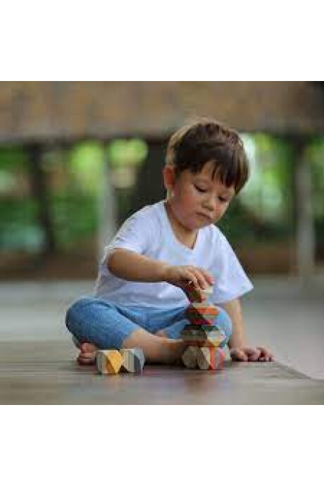 GEO STACKING ROCKS GEO STACKING ROCKS