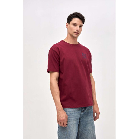 Remera Otter Bordo