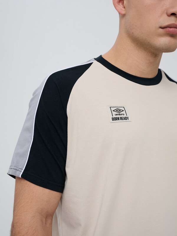 REMERA BORN Umbro Hombre 0b2
