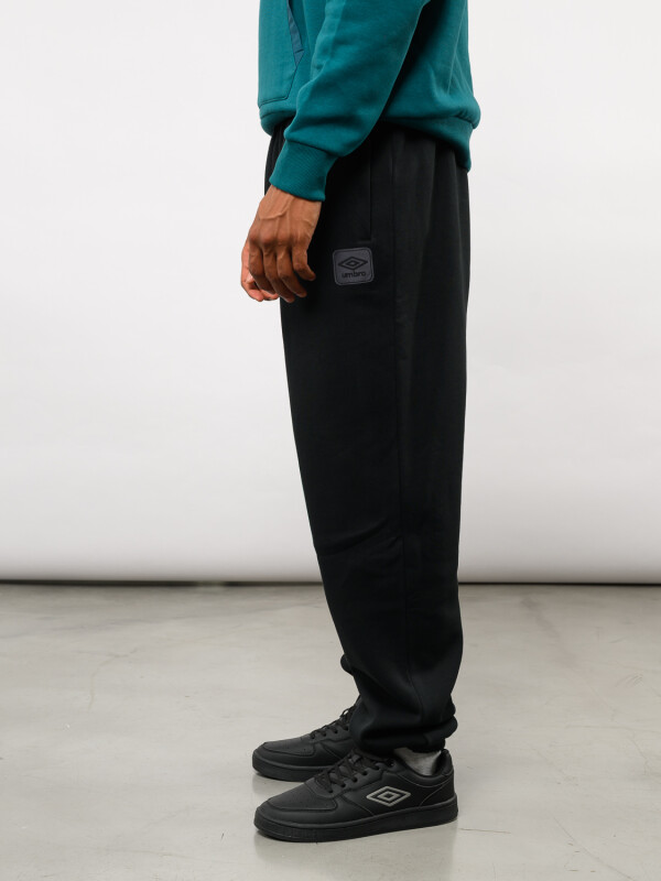 Pantalón Northbound Umbro Hombre 002