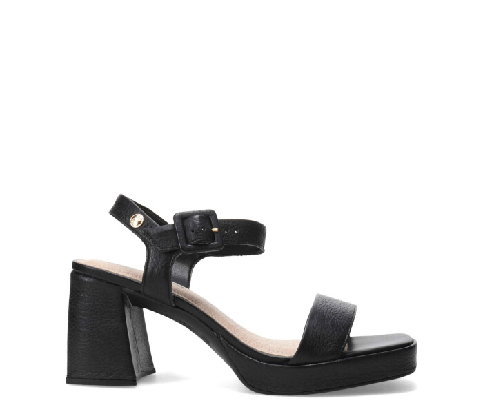Sandalia con taco y plataforma Preto