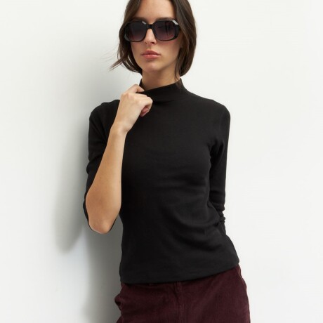 POLERA RULIO Negro