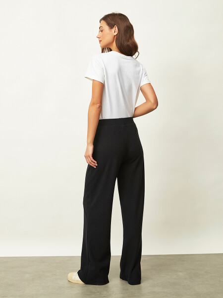 PANTALON NORA NEGRO