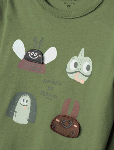 CAMISETA INFANTIL CON ESTAMPA VERDE