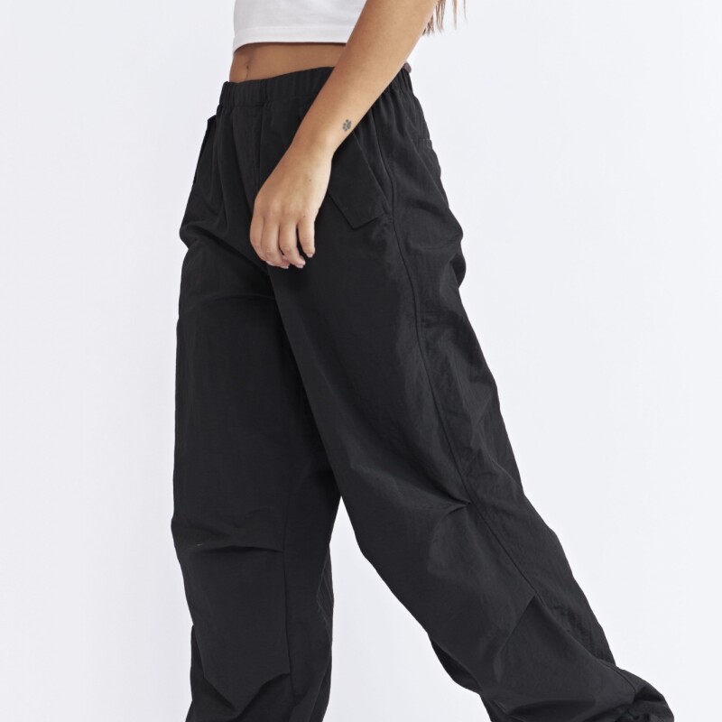 Pantalon Dama Parachute N+ Negro