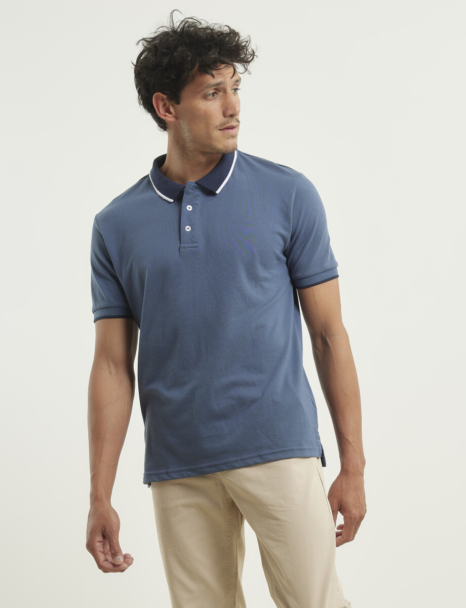 520906 REMERA NAVIGATOR Piedra