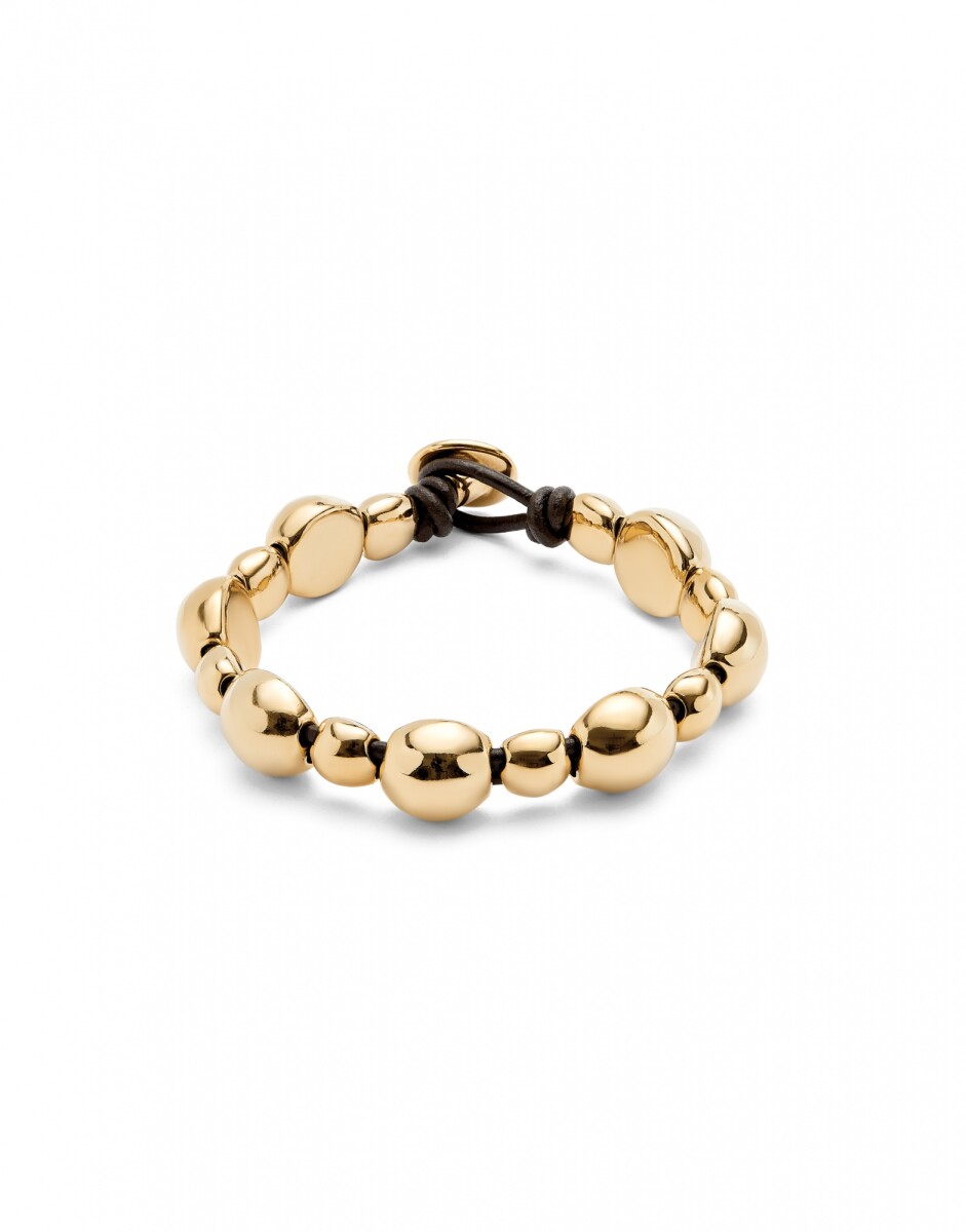 PULSERA DE CUERO CON CUENTAS MEDIANAS Y PEQUEÑAS DE ALEACIÓN DE METALES BAÑADAS EN ORO 18K - Pulsera 
