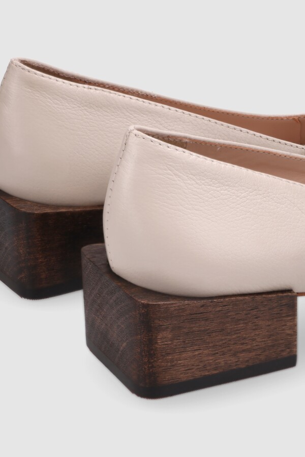 Zapato Romina Beige