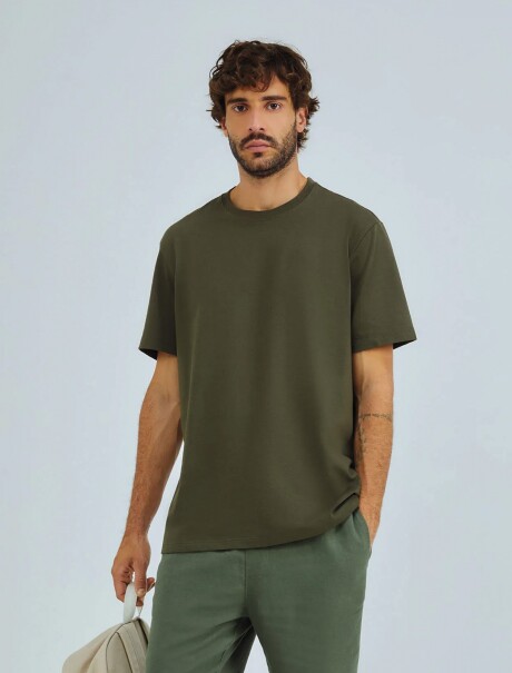 CAMISETA BÁSICA MANGA CORTA VERDE MUSGO